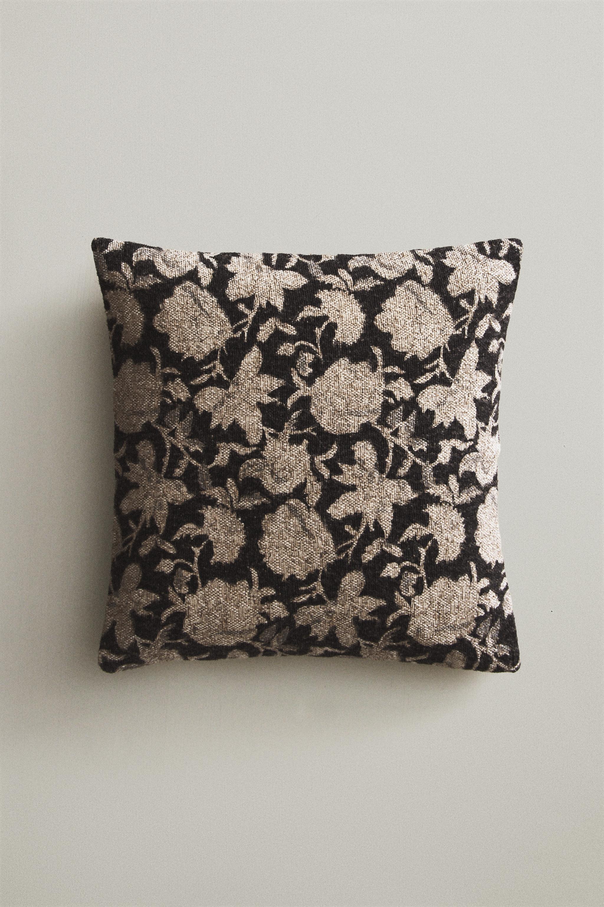 FLORAL PRINT CUSHION COVER